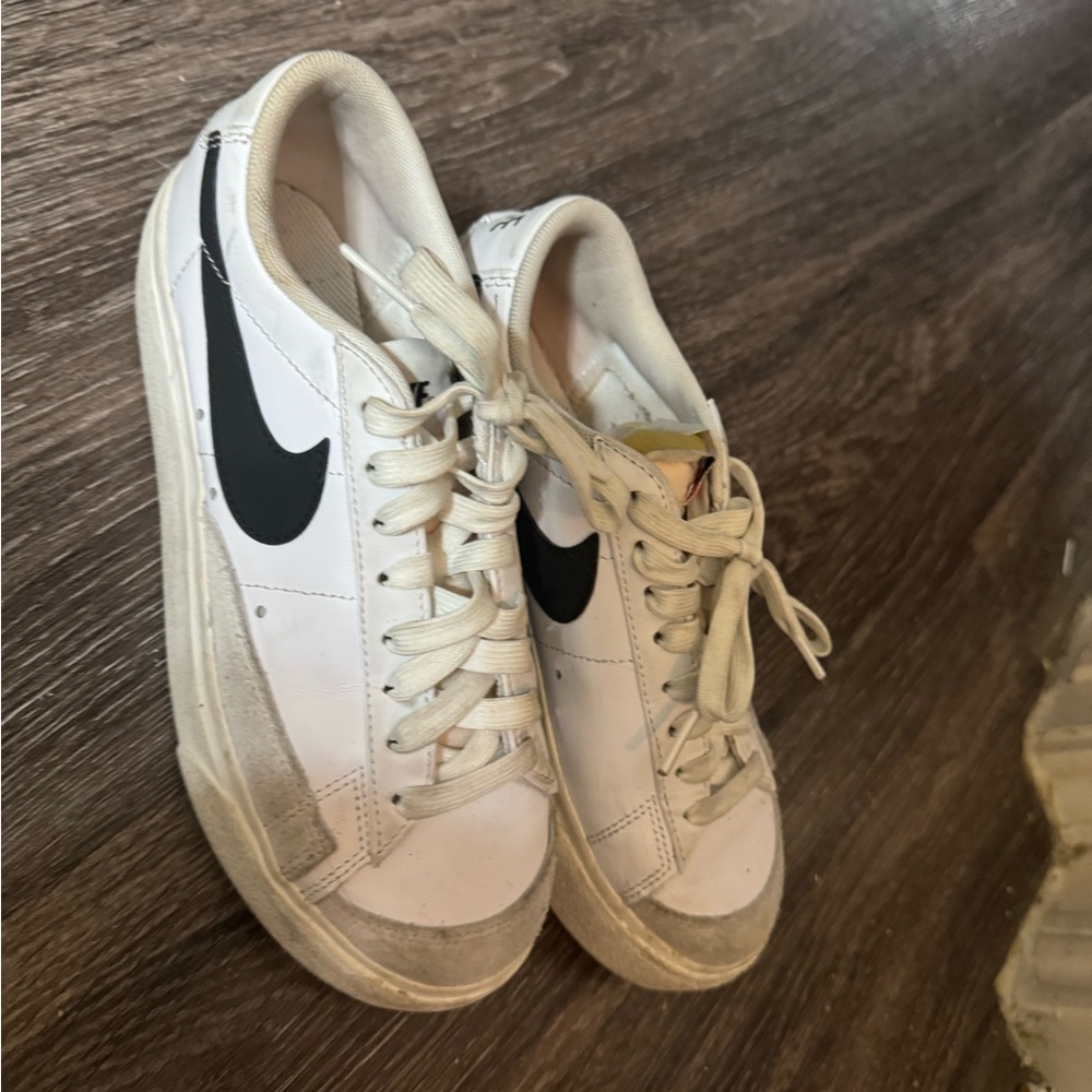 Nike Classic White and Black Sneakers
